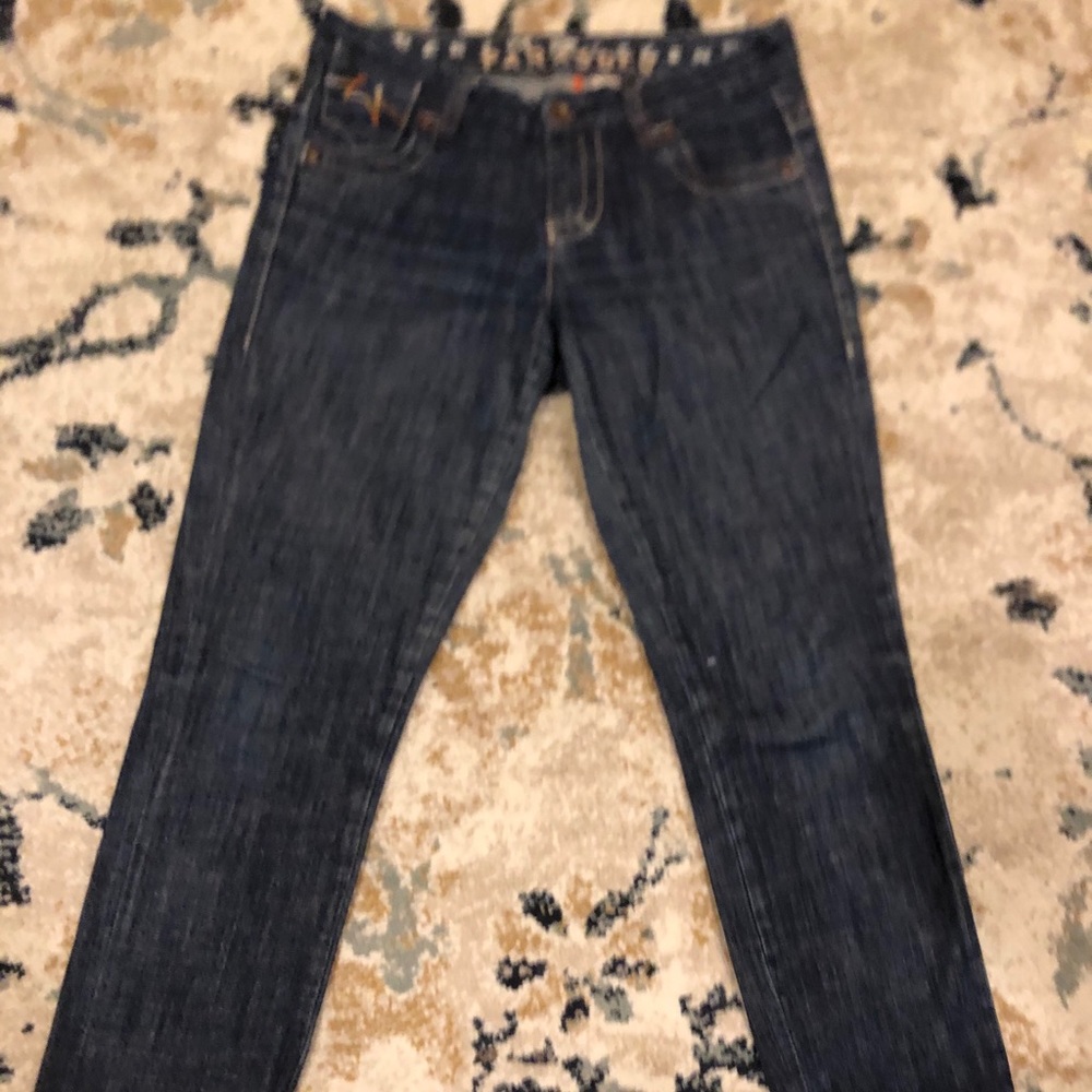 Women’s Blue Jeans Sz 27